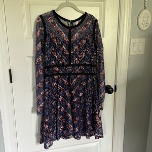 Lace overlay floral dress.